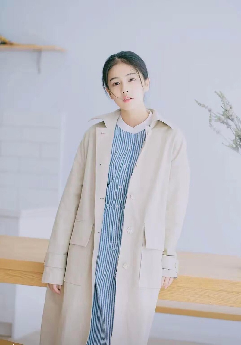 白鹿《莫离》两年半超长预售,男主神隐幕后藏着换角疑云?