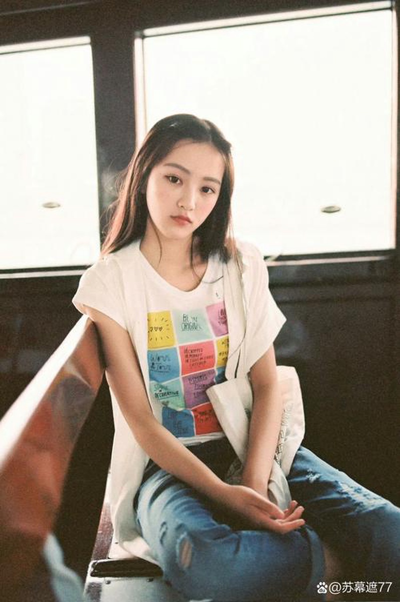 黄灿灿练舞累瘫地上 放话BLACKPINK都没这么拼引粉墨粉丝围攻